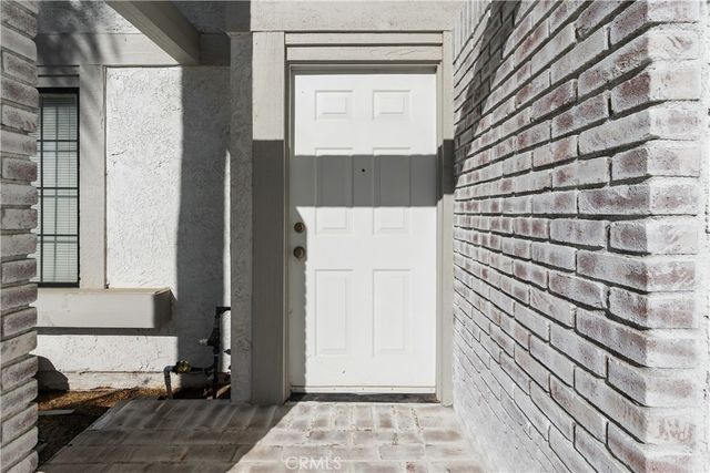 1327 Melville Drive, Riverside, CA 92506