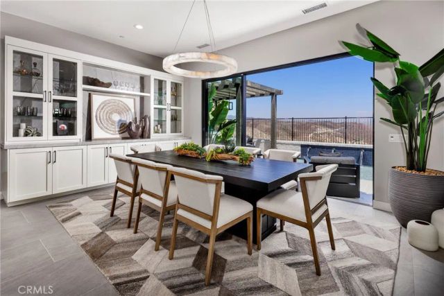 29975 N Avenida Sierra Madre, Valencia, CA 91354