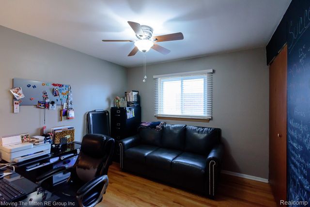 8913 Appleton Street, Redford Charter Township, MI 48239