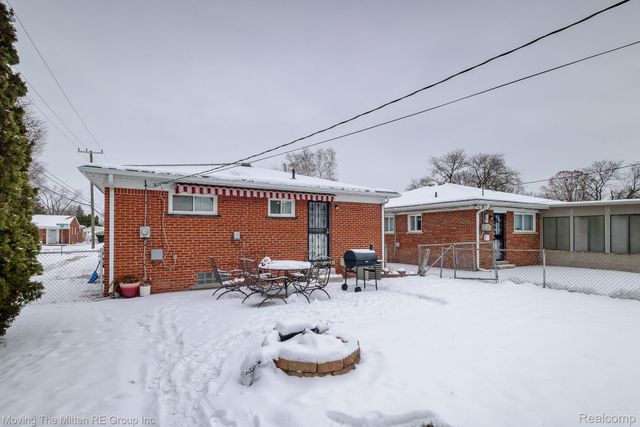 8913 Appleton Street, Redford Charter Township, MI 48239