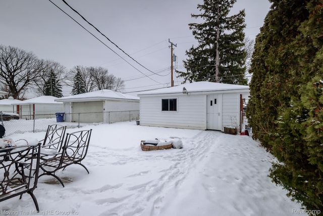 8913 Appleton Street, Redford Charter Township, MI 48239