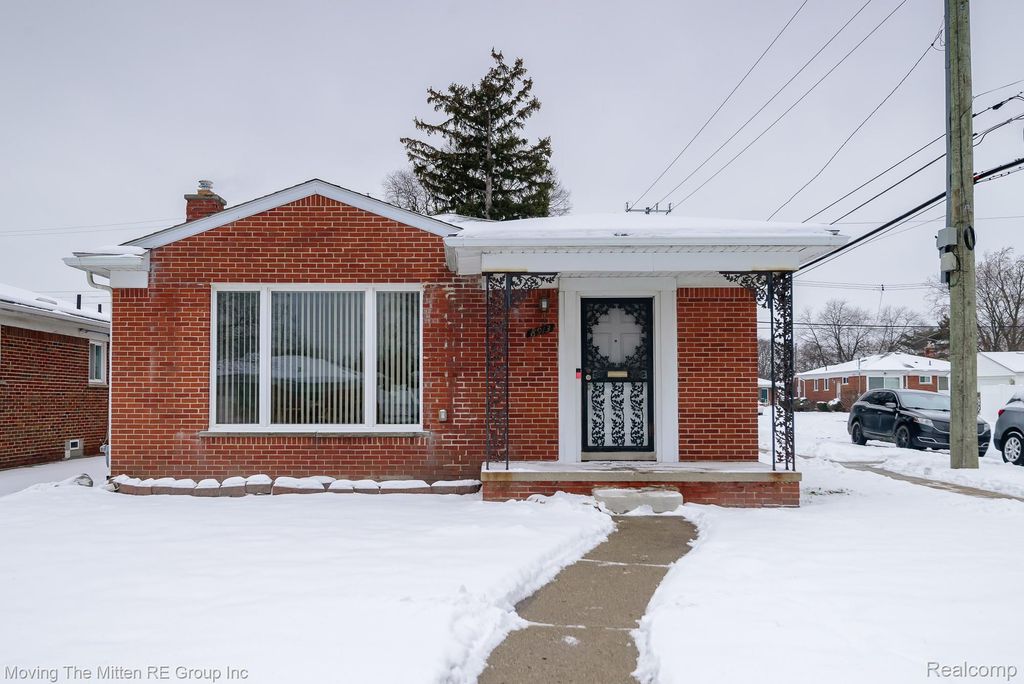 8913 Appleton Street, Redford Charter Township, MI 48239