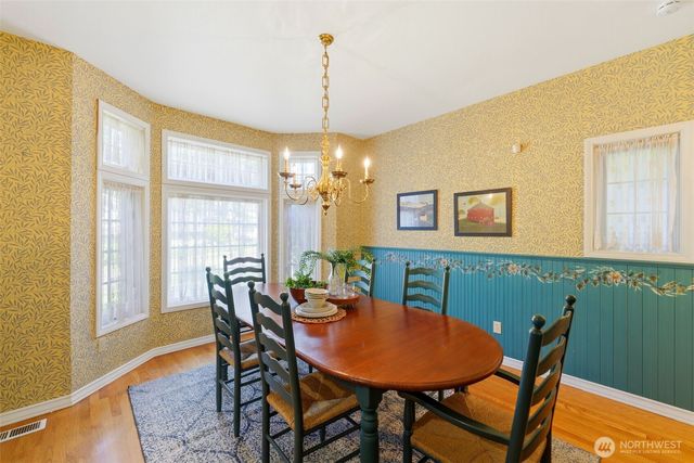 306 Keach Loop, Steilacoom, WA 98388