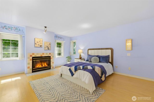 306 Keach Loop, Steilacoom, WA 98388