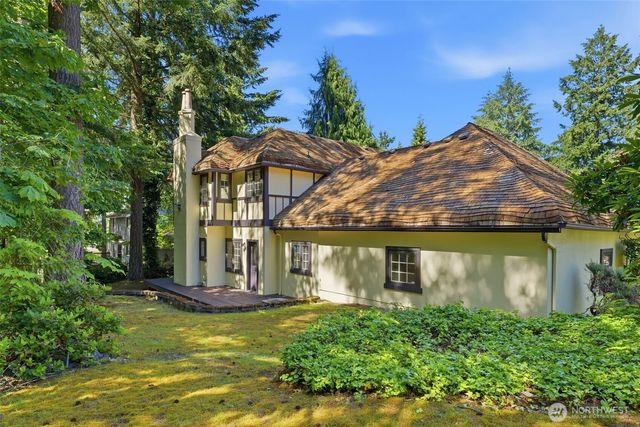 306 Keach Loop, Steilacoom, WA 98388