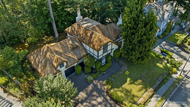 306 Keach Loop, Steilacoom, WA 98388