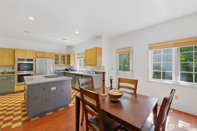306 Keach Loop, Steilacoom, WA 98388