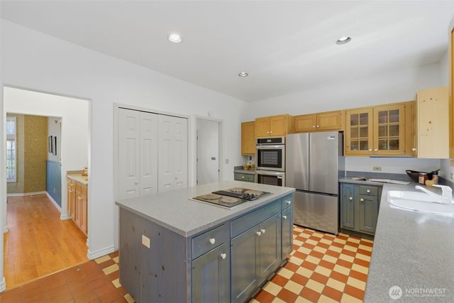 306 Keach Loop, Steilacoom, WA 98388
