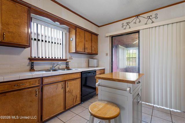 18016 Mustang Place, Gulfport, MS 39503