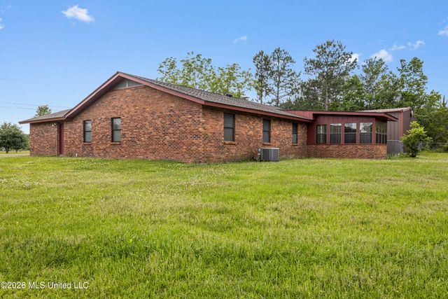 18016 Mustang Place, Gulfport, MS 39503