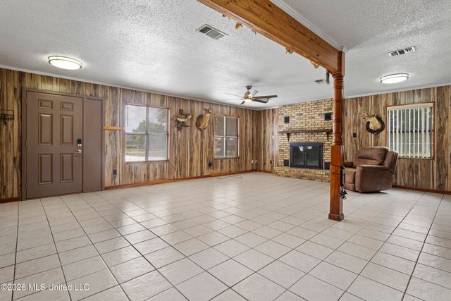 18016 Mustang Place, Gulfport, MS 39503