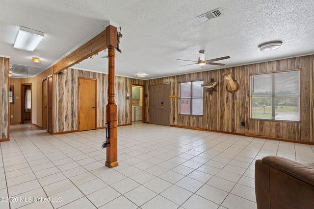 18016 Mustang Place, Gulfport, MS 39503