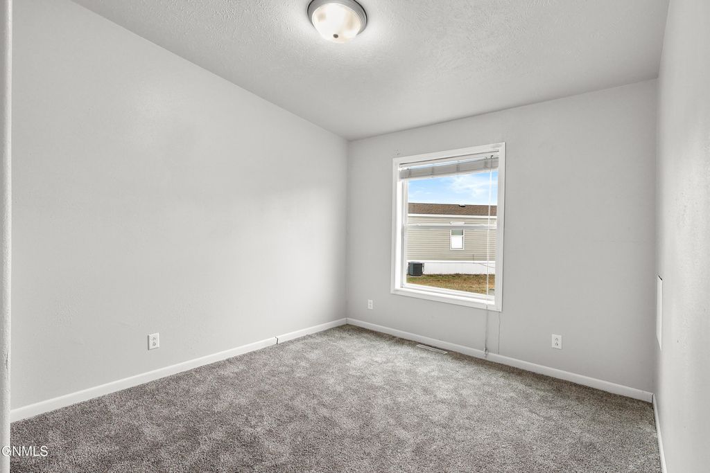 296 Hawk Street, Lincoln, ND 58504 photo 17