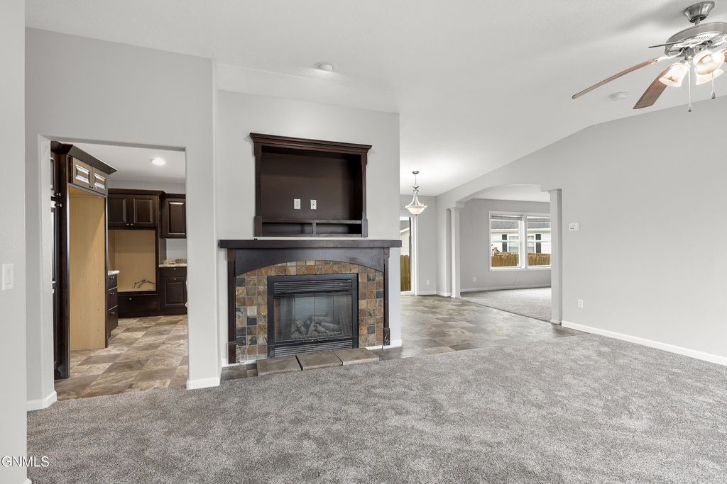 296 Hawk Street, Lincoln, ND 58504 photo 4