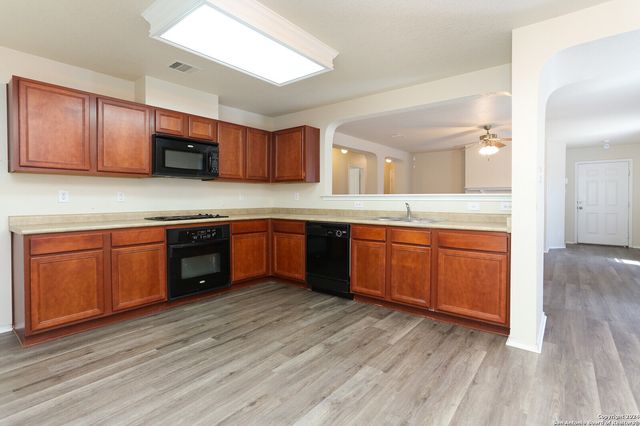 11335 Branding Depot, San Antonio, TX 78254