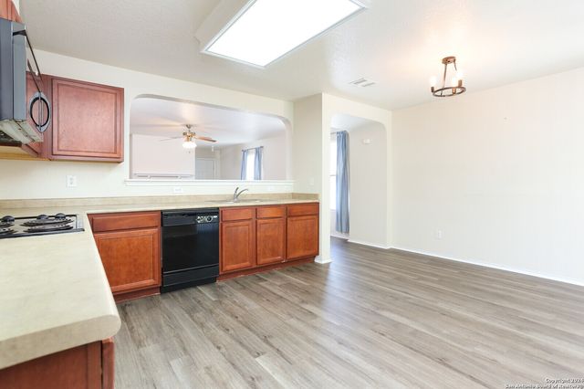 11335 Branding Depot, San Antonio, TX 78254