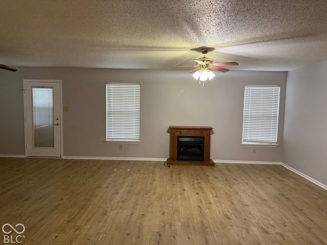 613 Brookline Drive, Danville, IN 46122
