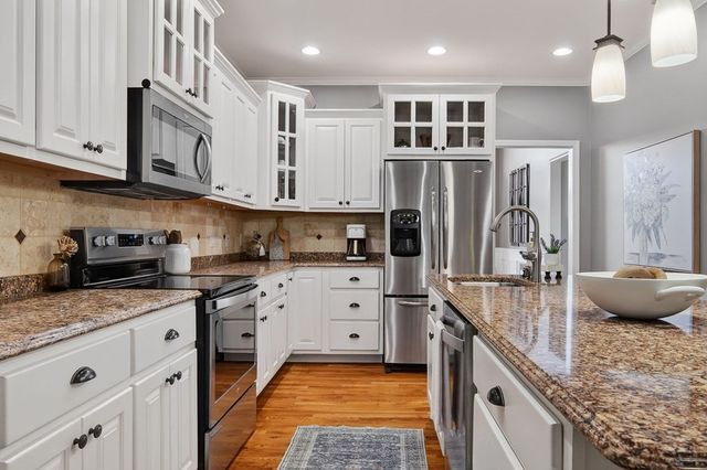 809 Windingbrook Ct, Cookeville, TN 38506