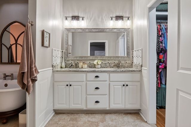 809 Windingbrook Ct, Cookeville, TN 38506