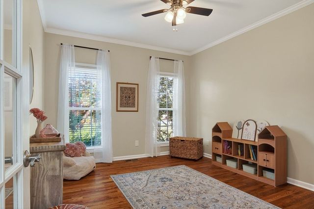 809 Windingbrook Ct, Cookeville, TN 38506