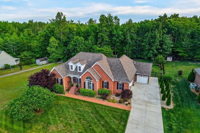 809 Windingbrook Ct, Cookeville, TN 38506