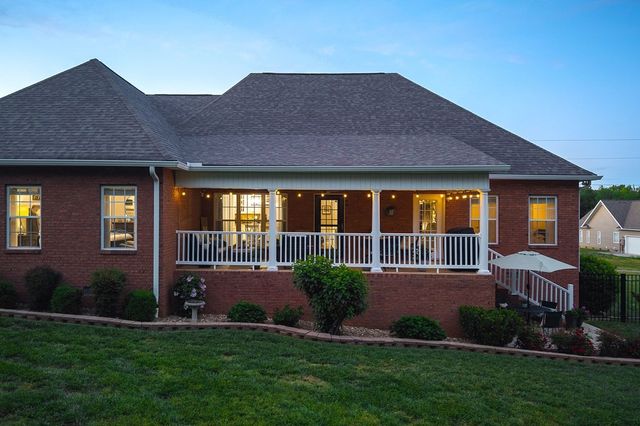 809 Windingbrook Ct, Cookeville, TN 38506