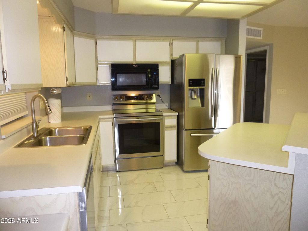 Image 7 of property listing at 8161 E KEATS Avenue 374, Mesa, AZ 85209