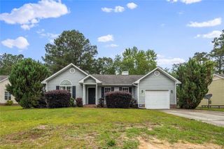 465 Northwoods Drive, Raeford, NC 28376