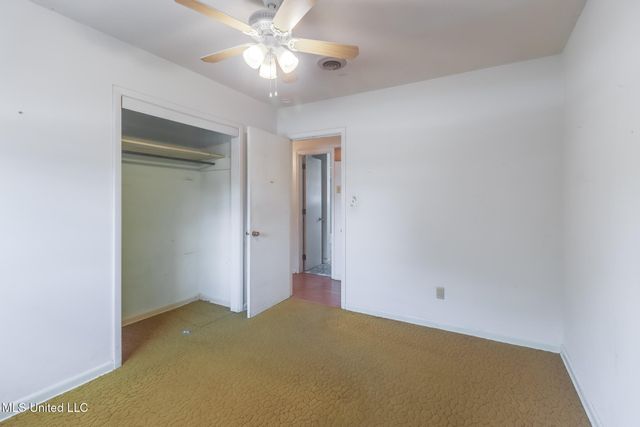 2305 Arbor Drive, Biloxi, MS 39531