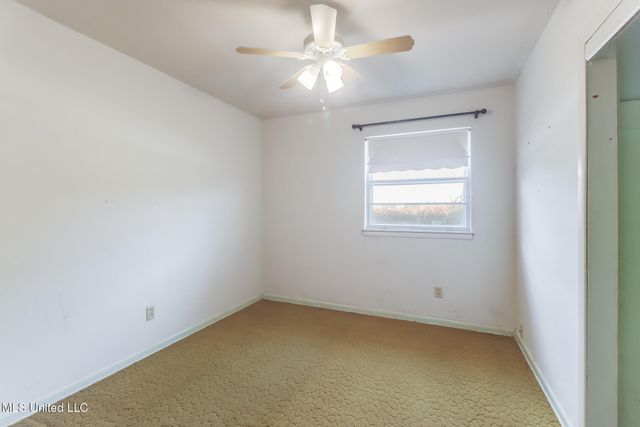 2305 Arbor Drive, Biloxi, MS 39531
