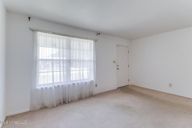 2305 Arbor Drive, Biloxi, MS 39531