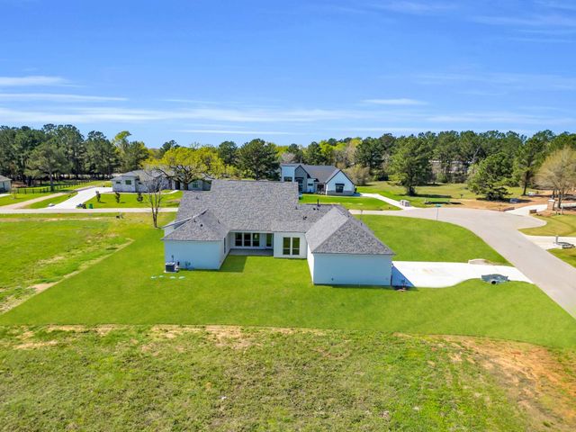 24972 Hopeview Way, Montgomery, TX 77356