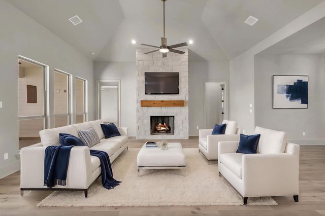 24972 Hopeview Way, Montgomery, TX 77356