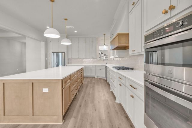 24972 Hopeview Way, Montgomery, TX 77356