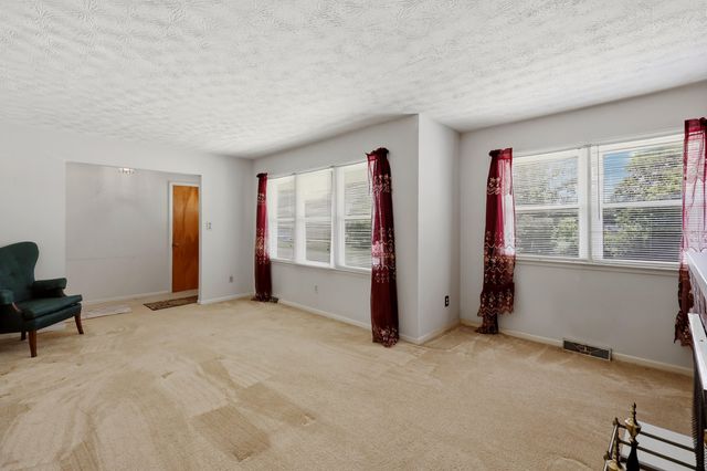489 Lynn Drive, Harrodsburg, KY 40330