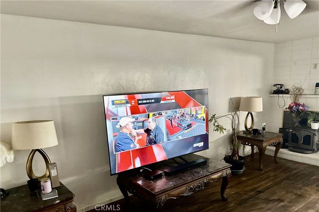 99 O, Bakersfield, CA 93304