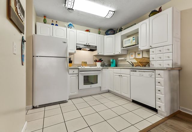 204 Maison Dr Apt N105, Myrtle Beach, SC 29572