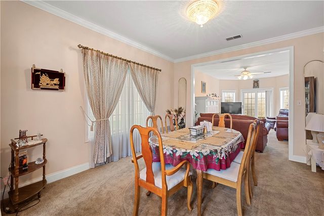 3040 Annandale Dr, Collier Twp, PA 15142