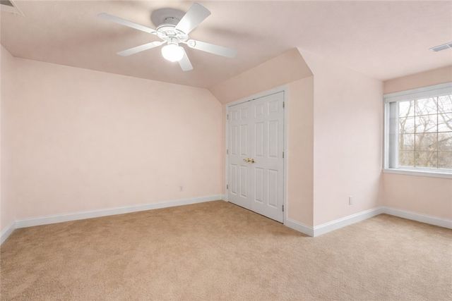 3040 Annandale Dr, Collier Twp, PA 15142