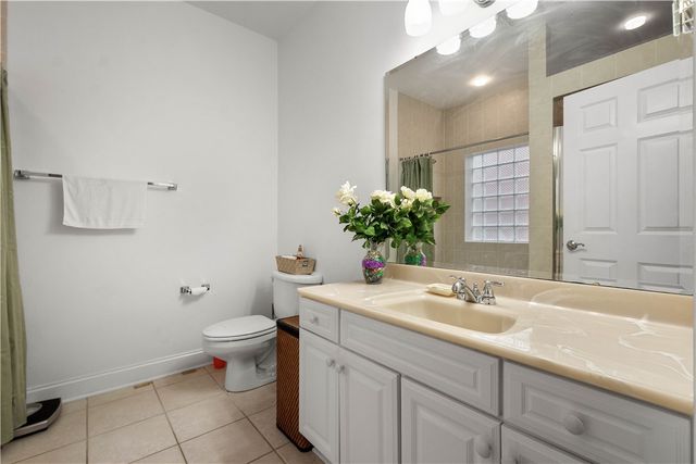 3040 Annandale Dr, Collier Twp, PA 15142