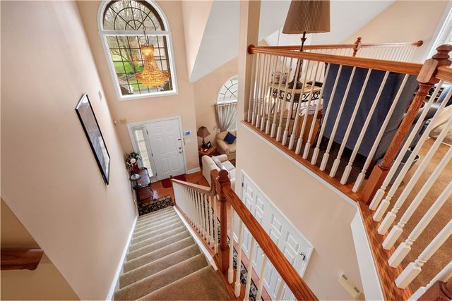 3040 Annandale Dr, Collier Twp, PA 15142