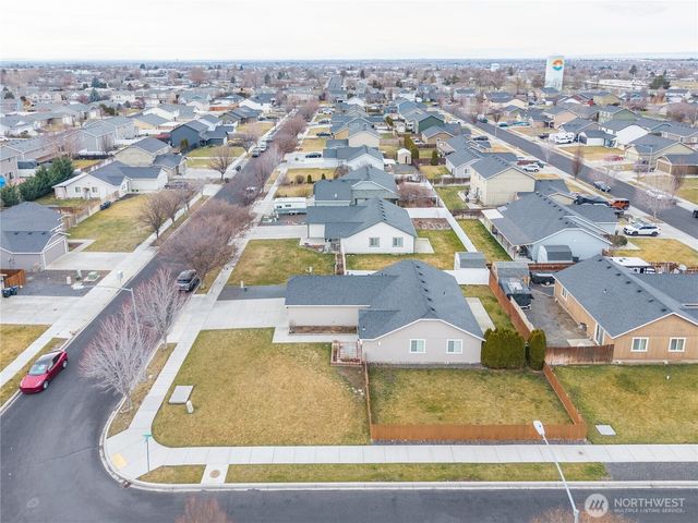 1412 E Megan Drive, Moses Lake, WA 98837