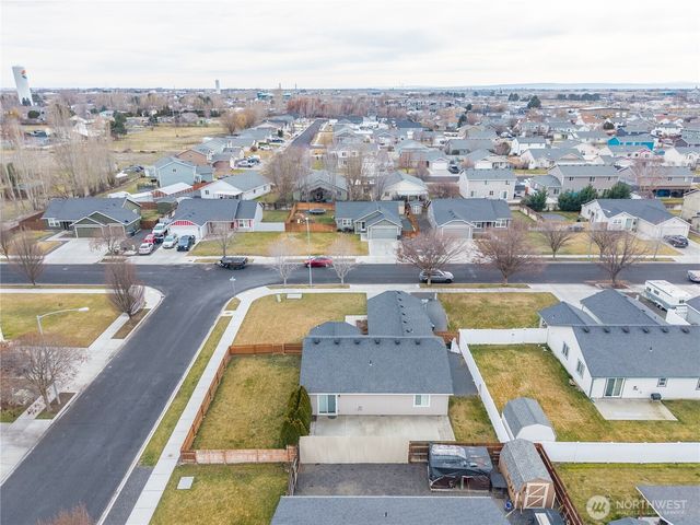1412 E Megan Drive, Moses Lake, WA 98837