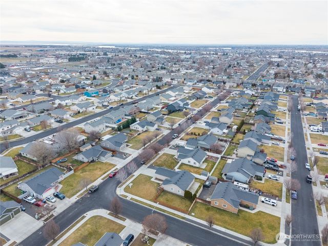 1412 E Megan Drive, Moses Lake, WA 98837