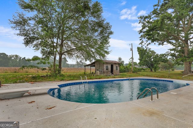 565 Bragg Road, Brooklet, GA 30415