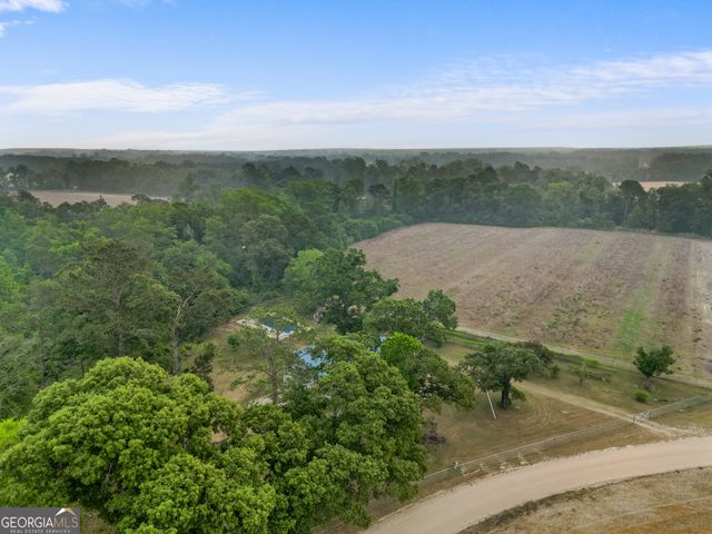 565 Bragg Road, Brooklet, GA 30415