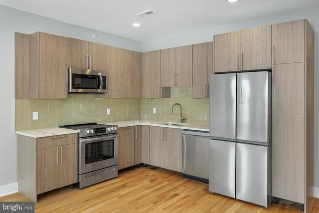 1640 Cambridge St Apt C, Philadelphia, PA 19130
