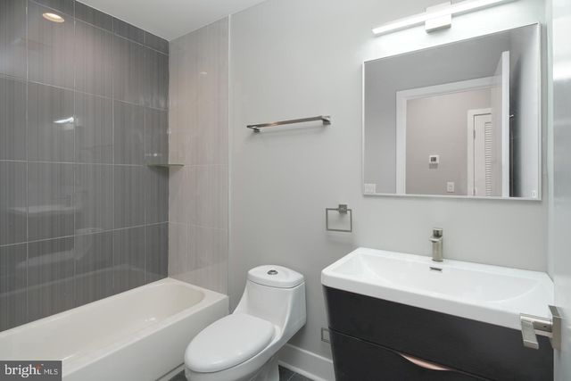 1640 Cambridge St Apt C, Philadelphia, PA 19130