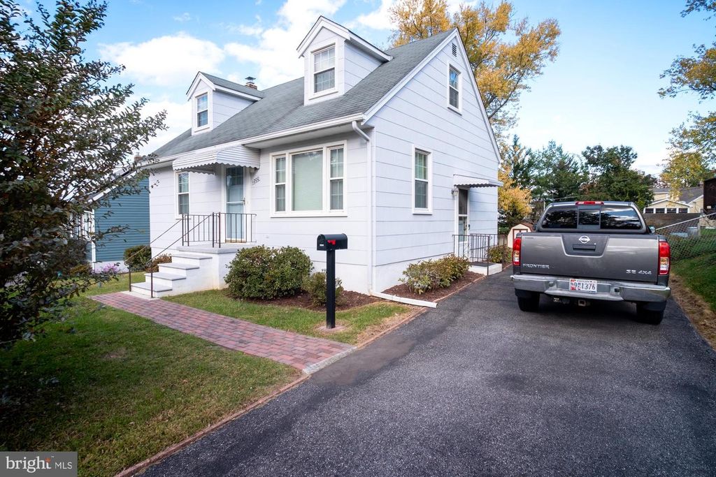 1200 OAKLAND TERRACE RD, Baltimore, MD 21227