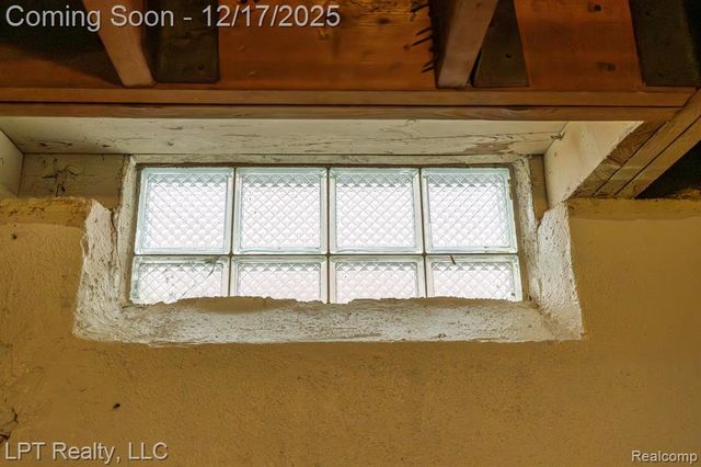 6409 Grandville Avenue, Detroit, MI 48228